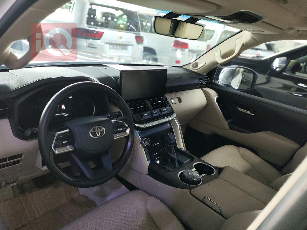 تويوتا لاندكروزر